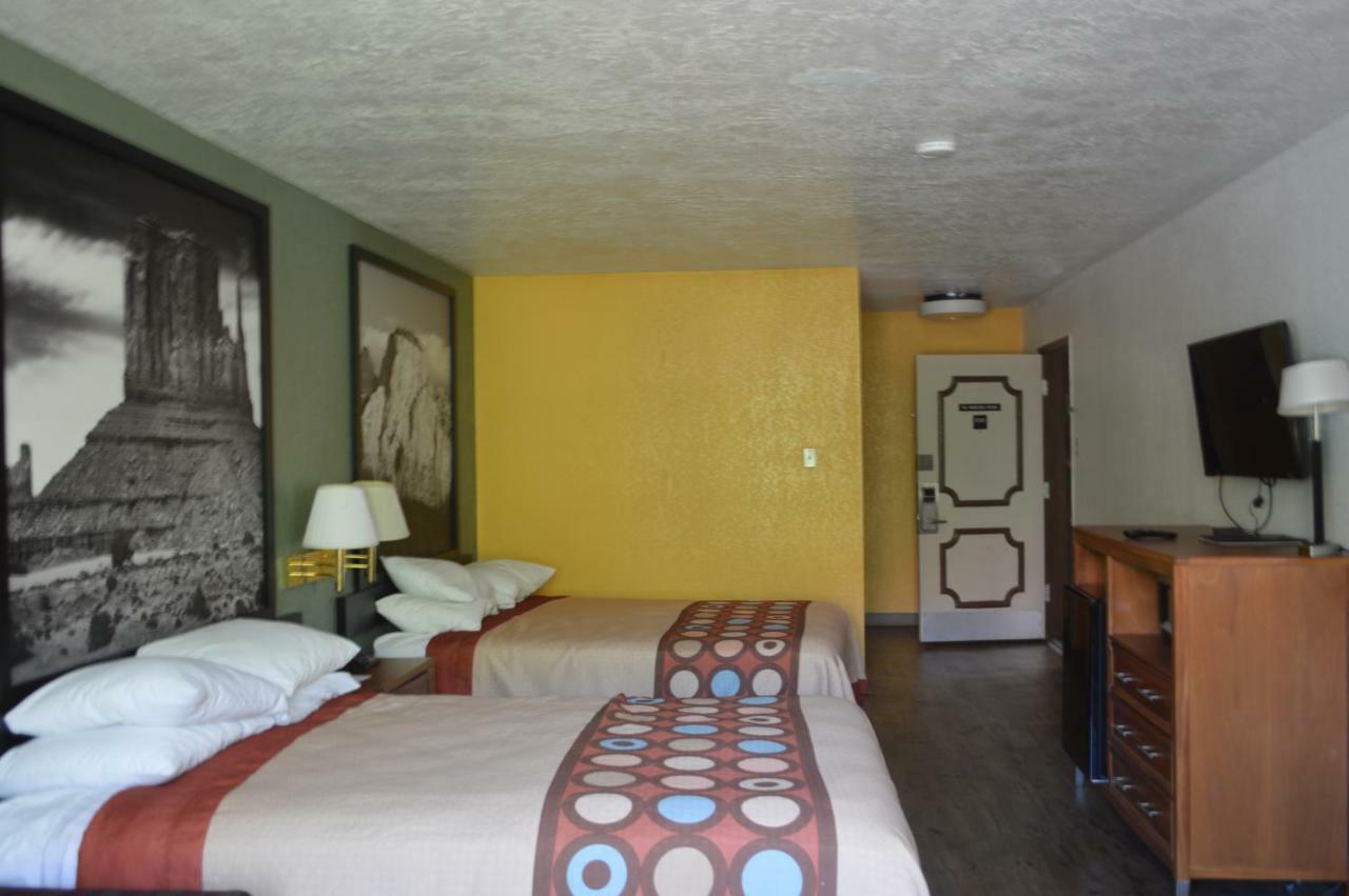 Super 8 By Wyndham Ut Motel St. George